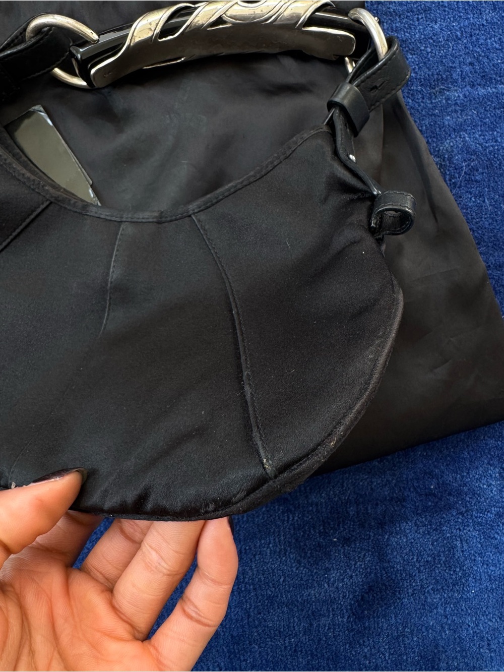 Yves Saint Laurent Mombasa Hobo bag - Picture 8 of 14